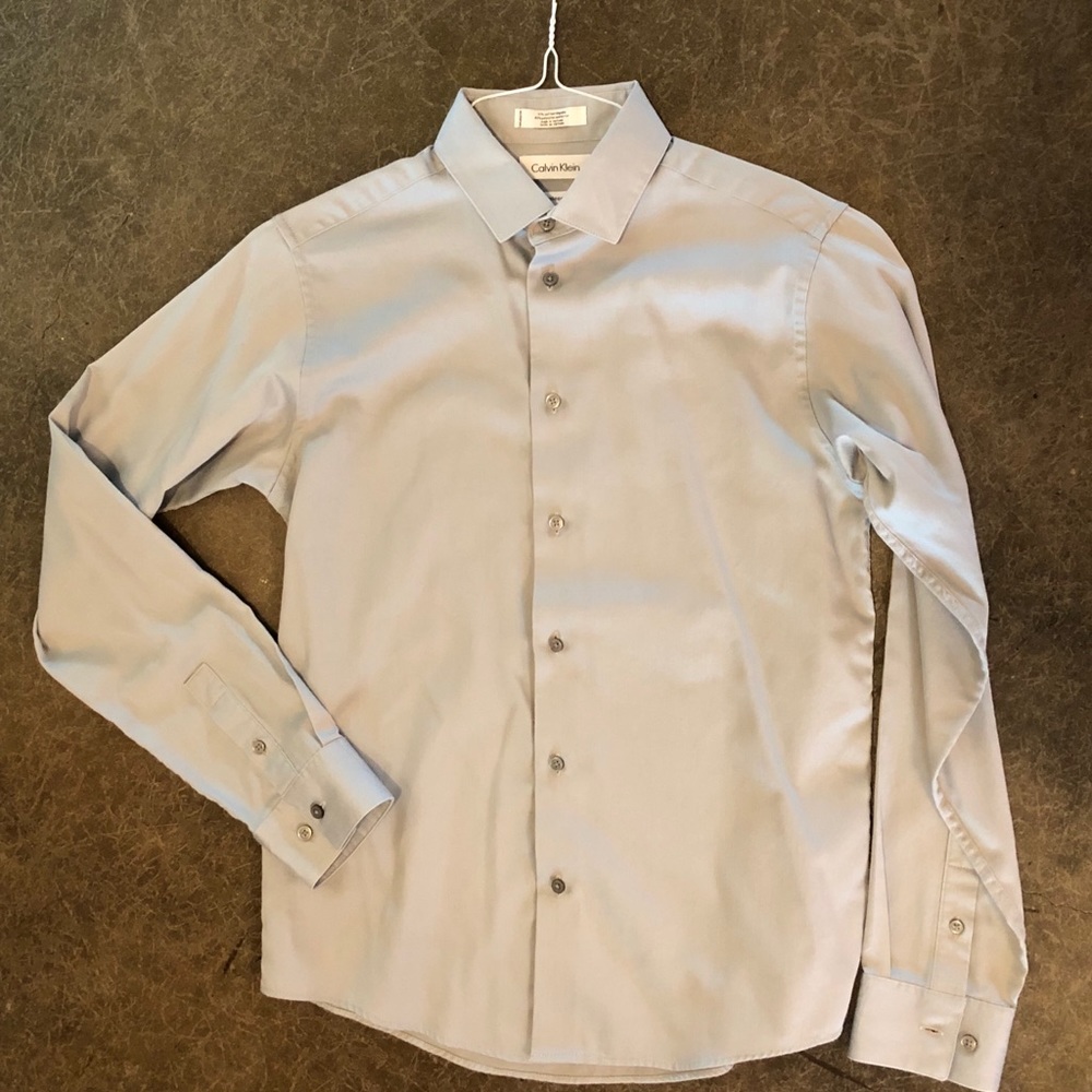 Calvin Klein light gray boys button down shirt 16